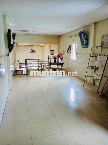 * BÁN NHÀ 2 MẶT TIỀN - HXH - NGAY CHỢ LIÊN KHU 5-6, BÌNH TÂN