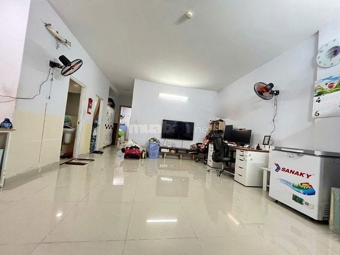 100m2, 13tr/th, 3PN, 2WC,  Nội thất, 10A Trần Nhật Duật, Tân Định, Q1.