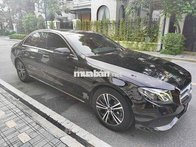 Mercedes Benz E Class 2020 - 50000 km
