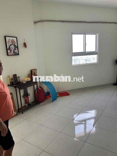 chính chủ cần bán căn hộ chung cư quận 8