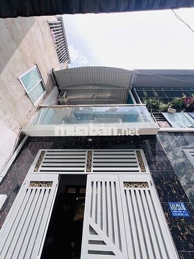 BÁN NHÀ DT 4x13 - HẺM Ô TÔ TÂN THỚI HIỆP Q12. GIÁ  : 3,89 TỶ