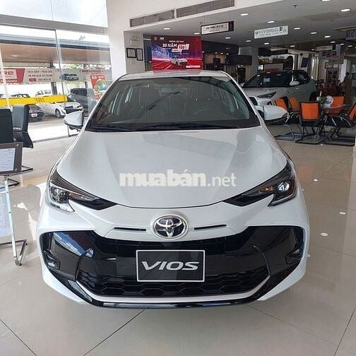 Vios E CVT – Tặng 100% LPTB + BHVC, giao ngay
