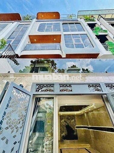 SIÊU PHẨM CỰC ĐẸP NGANG 6M XE HƠI NGỦ TRONG NHÀ CÔ GIANG,Q1-GIÁ 5TỶ660