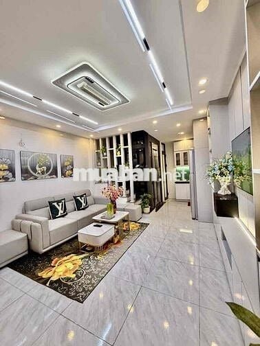 HOÀNG MAI – VF3 ĐỖ – 6 TẦNG THANG MÁY NHẬP – NHỈNH 8 TỶ
