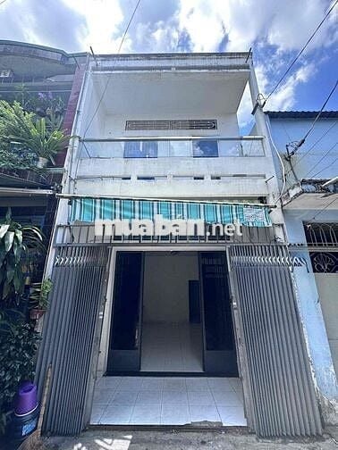Nhà Sạch Đẹp(4x12m) Hương Lộ 2 1Lầu 2PN giá quá rẻ