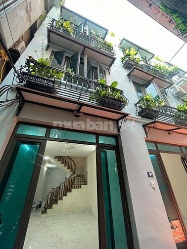 Bán nhà khu Nguyễn Chính, Tân Mai, Hoàng Mai, 42 m2x3,5 tầng xây mới