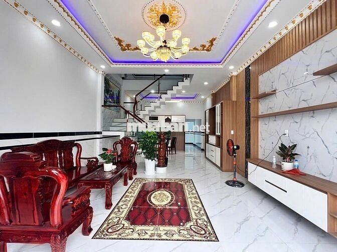 Chủ gửi nhà 100m2/1ty300tr tại Định Hòa,TDM gần trường THCS Định Hòa