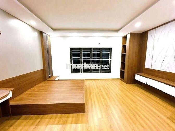 LIÊN MẠC giáp với HV Tài Chính- Nhà mới 5 tầng - LÔ GÓC, full NỘI THẤT