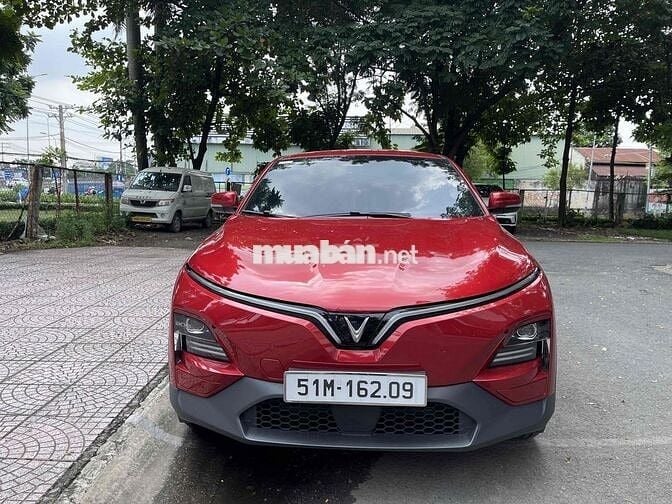 VinFast VF6 2025 - 2000 km