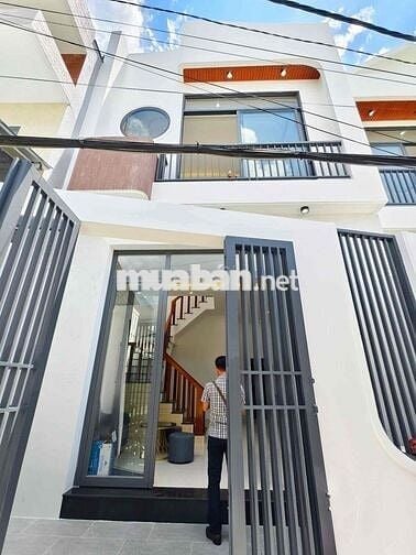 NHÀ TRỆT LẦU MỚI ĐẸP HẺM NHÁNH 311 NGUYỄN VĂN CỪ GẦN ĐH KỸ THUẬT CN