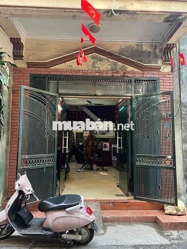 Cho thuê nhà tầng 1 riêng biệt Đại Học Công Đoàn