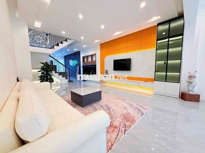 Bán nhà Vip - mới Nam Tri Phương Nhìn biệt thự