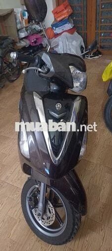 Yamaha Acruzo Deluxe 2017-màu nâu đen, xe đẹp, êm