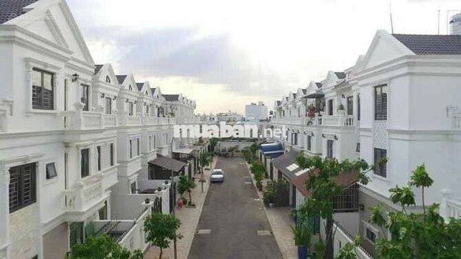 Cho thuê nhà biệt thự Thạnh Xuân Ga Ra ô tô đường 12m vỉa hè cây xanh
