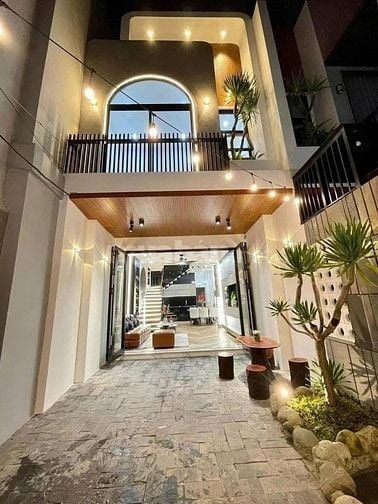 Xoay tiền kinh doanh bán nhà đường 6m Nguyễn Hữu Hào-P9-Q4. Giá 4tỷ15