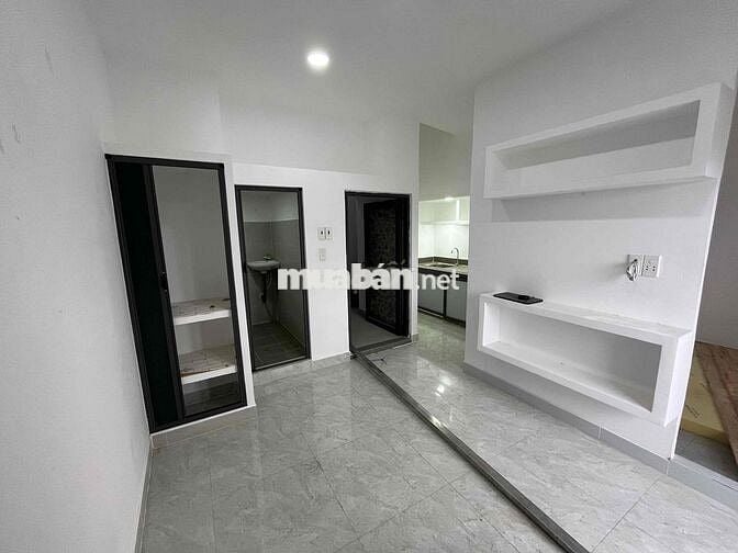 PHÒNG MỚI STUDIO 2 PHÒNG NGỦ MỚI XÂY NỘI THẤT ĐẦY ĐỦ CÓ BAN CÔNG
