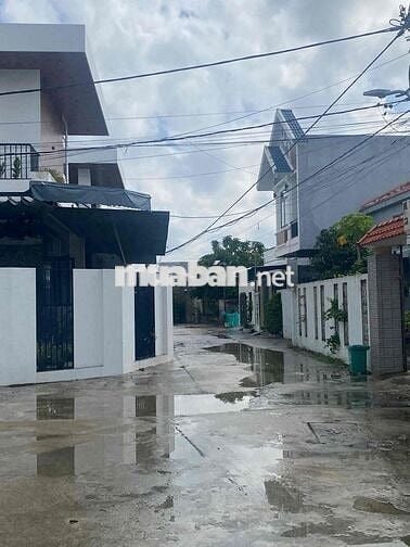 Đất kiệt Mai Đăng Chơn đối diện trường Đại Học