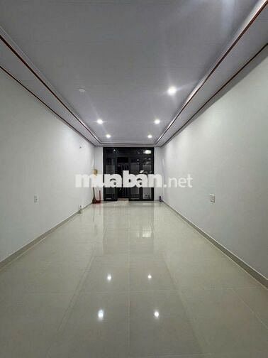 Nhà Nguyên căn hẻm xe tải thông Quang Trung phường 10 (4x16m)