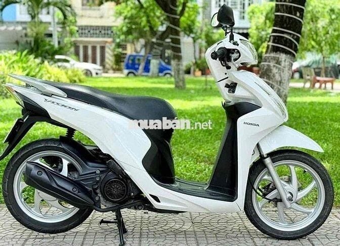 Vision 2016. xe đẹp máy rin. nợ xấu đưa 5t5 lấy xe