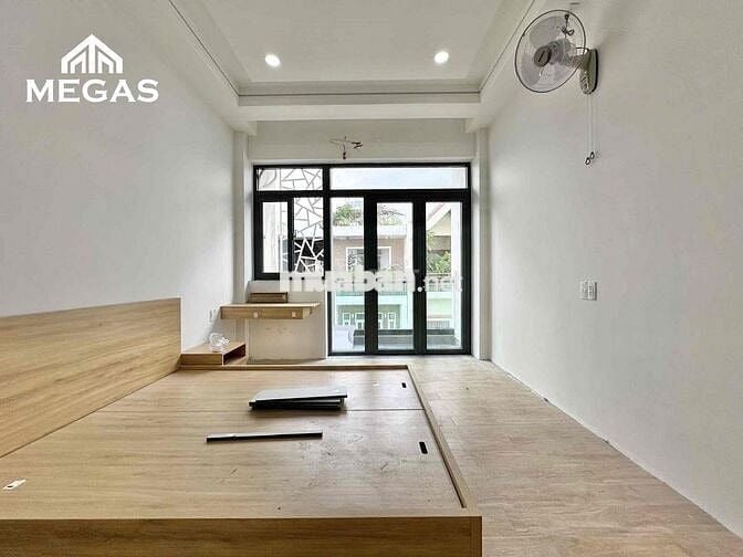 Studio Ban Công Mới Xây Full Nội Thất