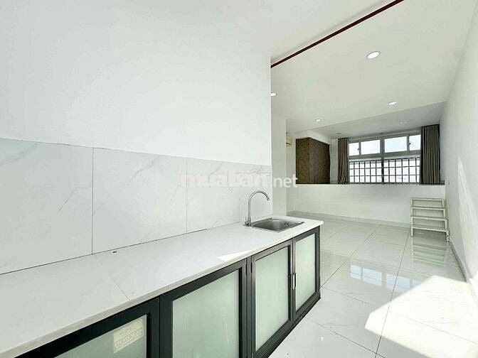 CHO THUÊ PHÒNG 30m2 SẴN MÁY LẠNH, NGAY HẠNH THÔNG TÂY, LÊ VĂN THỌ GV