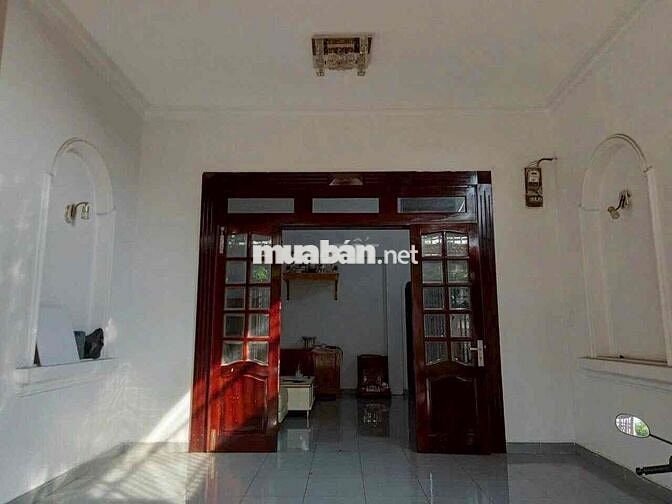 Sở hữu ngay căn nhà ngay chợ Búng 100m2/950tr hiện có 3p ngủ 2p wc