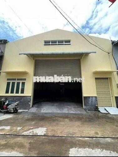 KHO 200M2 - ĐƯỜNG XE TẢI ĐẬU THOẢI MÁI