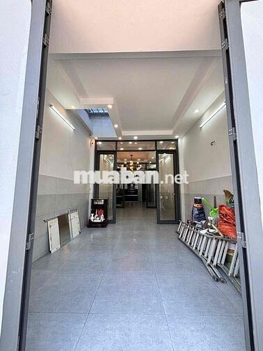Nhà Hẻm 8M An Dương Vương.DT:4 X 25. Trệt 2Lầu ST.4PN 4WC