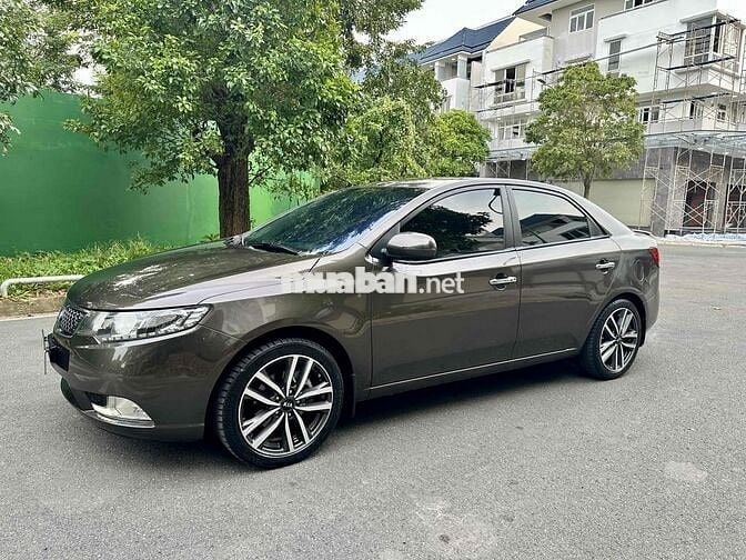 Kia Forte 2013 S 1.6 AT - 120000 km