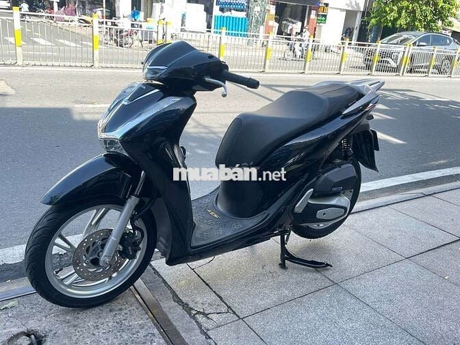 Honda SH 150I 2021 mới 90% Bstp chính chủ