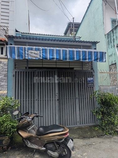 Chính chủ Bán Nhà đường 8m xe hơi thông, khu vực đáng sống
