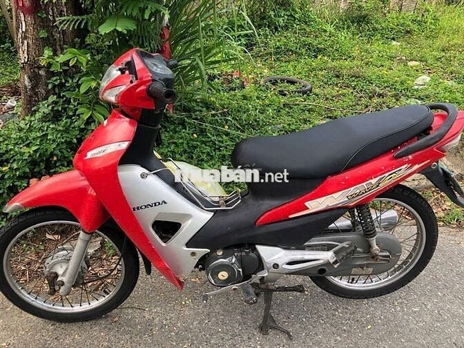 Xe wave, màu đỏ. Lợi xăng