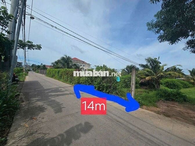 ĐẤT MẶT TIỀN 14M NGANG SÁT BÊN UB P.SƠN ĐÔNG