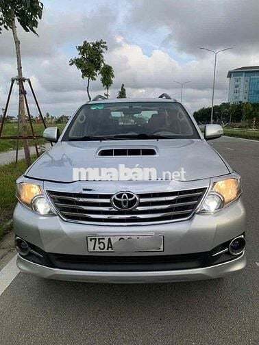 Toyota Fortuner 2015 2.5G - 90000 km gốc Huế