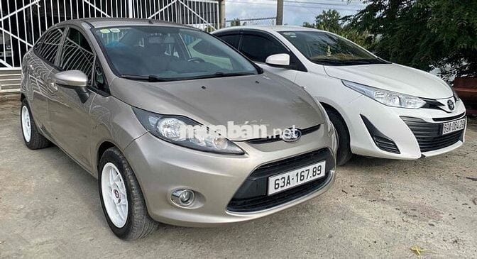 Ford Fiesta 2011 1.4 MT - 156789 km