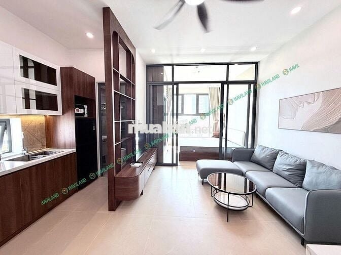 1PN 45m2 ban công, mới 100%, có dọn phòng, đi bộ 3' ra biển