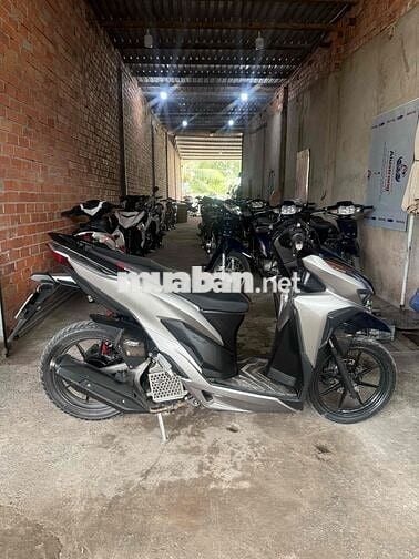 cần bán vario 150