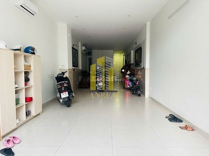 Cho Thuê Nhà Văn Phòng 1 Lầu giá 18 Triệu. Có Thang Máy
