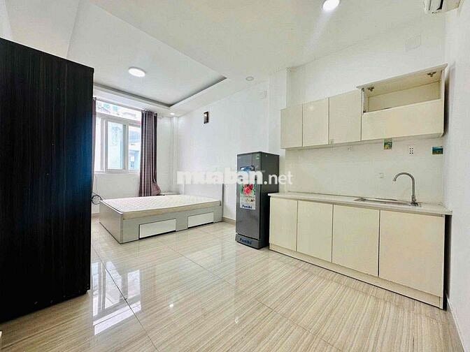 CHDV - THANG MÁY - NHÀ ĐẸP THOÁNG SÁT CHỢ THIẾC, BV CHỢ RẪY QUẬN 5