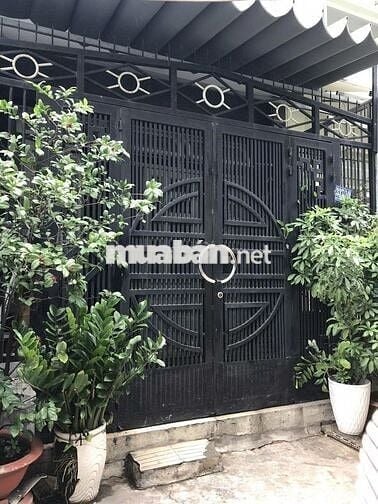 Nhà MT hẽm 5m, hẽm sau 3m gần CV Đầm Sen khu an ninh ,SH chính chủ Q11