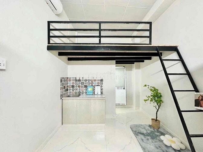 🏡 Trống Sẵn Phòng Có Gác Thoáng Mát - Nội Thất Cơ Bản
