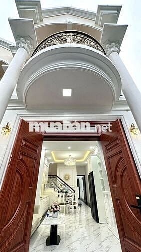 BÁN BIỆT THỰ 2 TẦNG LÊ NGÔ CÁT-SIÊU ĐẸP-CỰC CHILL- VIEW NHƯ ĐÀ LẠT