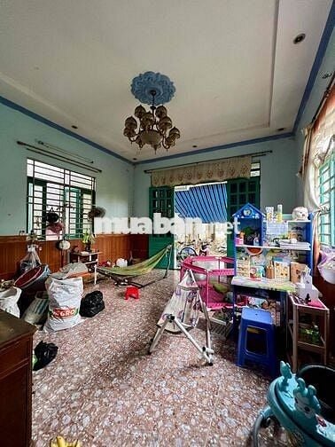 Nhà Rộng Rải DT 6x26m2 Nhà Cấp 4 Sân Rộng Đậu Ôtô Trồng Cây Yên Tỉnh