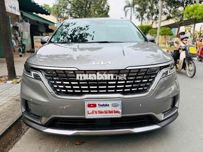 Kia Carnival 3.5G Signature 7 chỗ -SX2022 xe đẹp