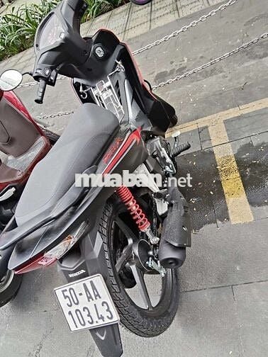 Xe mới mua còn mới 99 phần trăm cần tiền bán