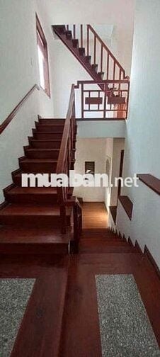 ban nhà 4 tần DT 144m2 kiệt oto 4m giá 4ty7 TL