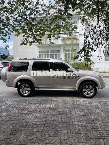 Ford Everest 2011 Limited 4x2 - 114000 km