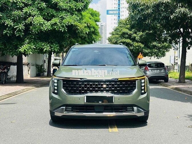 Kia Carnival 2022 Signature 2.2D - 14000 km