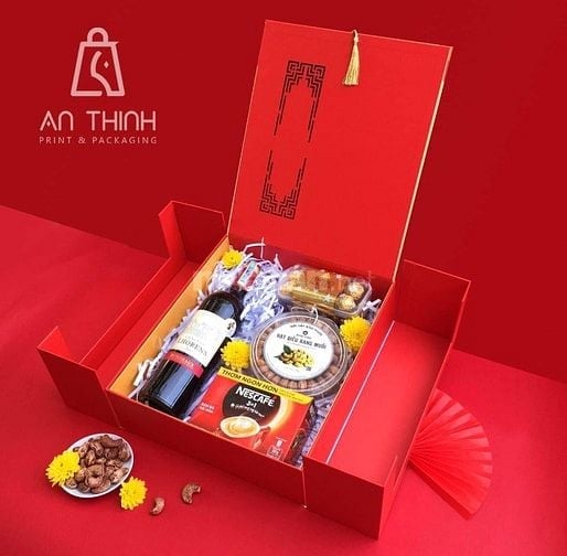 hộp giấy đựng quà tết 2026, hộp quà tết giấy cao cấp