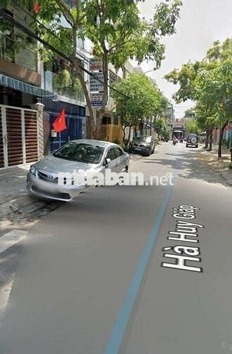 Cho thuê nhà cấp 4 kiệt Hoà Cường Hải Châu Đà Nẵng 
4 phòng ngủ